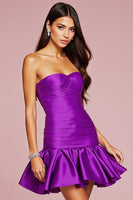Load image into Gallery viewer, Dark Purple Satin Short Strapless Homecoming Dress with Rulffes