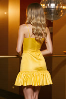Load image into Gallery viewer, Yellow Satin A Line Short Homecoming Dress with Bow