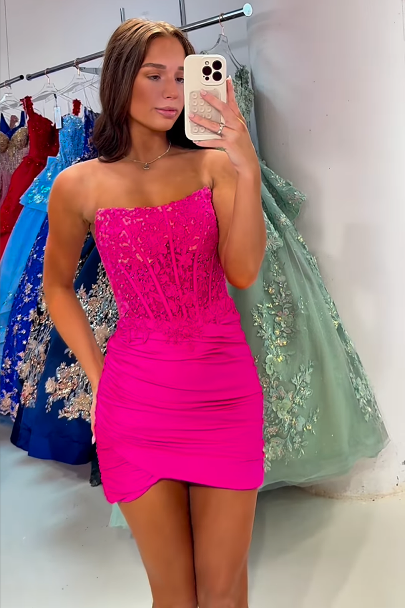 Load image into Gallery viewer, Fuchsia Ruched Tight Appliqued Short Corset Homecoming Dress