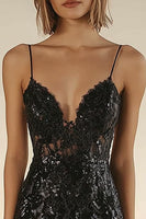 Load image into Gallery viewer, Spaghetti Straps Black Lace Tight Short Cocktail Dress