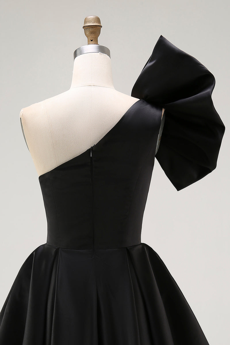 Load image into Gallery viewer, Black Satin A Line Short Homecoming Dress with Ruffles