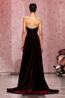 Load image into Gallery viewer, Dark Red Strapless Sheath Velvet Long Evening Dress