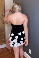 Load image into Gallery viewer, Black and White Tight Velvet Short Homecoming Dress with 3D Flowers
