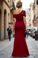 Load image into Gallery viewer, Plum Sheath One Shoulder Ruched Long Mother of the Bride Dress with Appliques