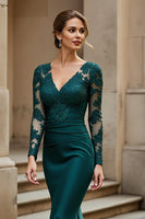 Load image into Gallery viewer, Mermaid Pine V-Neck Satin Long Mother of the Bride Dress with Appliques
