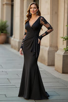 Load image into Gallery viewer, Black Mermaid Ruffled V-Neck Long Mother of the Bride Dress with Lace