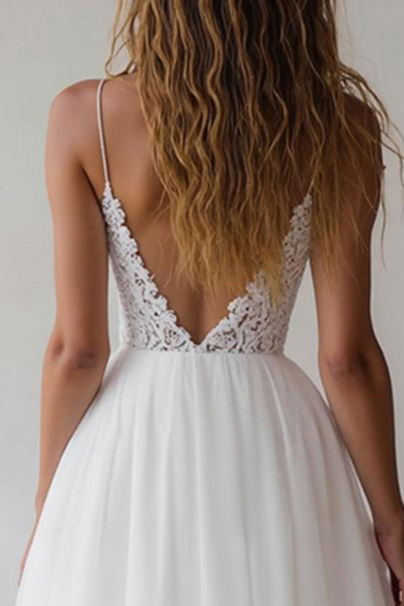 Load image into Gallery viewer, White A Line Tulle Spaghetti Straps Maxi Rehearsal Dinner Dress with Lace