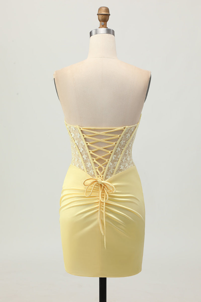 Load image into Gallery viewer, Yellow Tight Strapless Short Corset Homecoming Dress with Lace