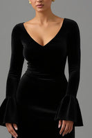 Load image into Gallery viewer, Black Sheath Velvet V Neck Long Formal Dress with Sleeves