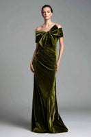 Load image into Gallery viewer, Olive Velvet Sheath Ruched Long Holiday Party Dress with Bow