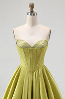 Load image into Gallery viewer, Sparkly Green Satin A-Line Sweetheart Short Homecoming Dress with Beading