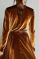 Load image into Gallery viewer, Brown A Line Velvet Pleated Long Sleeves Holiday Party Dress