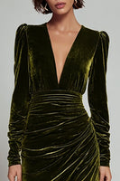 Load image into Gallery viewer, Olive Sheath Velvet Ruched Long Sleeves Holiday Party Dress with Slit