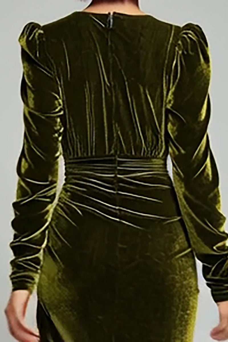Load image into Gallery viewer, Olive Sheath Velvet Ruched Long Sleeves Holiday Party Dress with Slit
