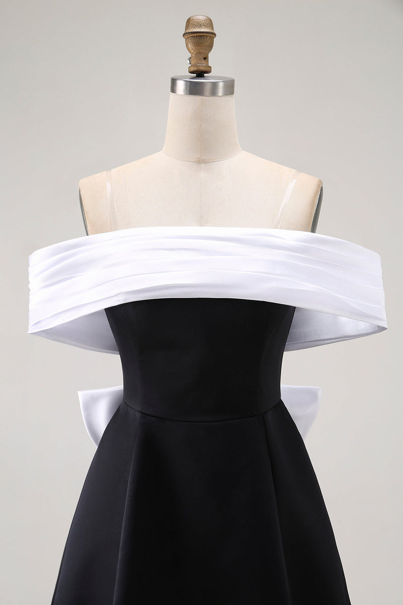 Load image into Gallery viewer, Black A Line Off the Shoulder Short Homecoming Dress with Bow