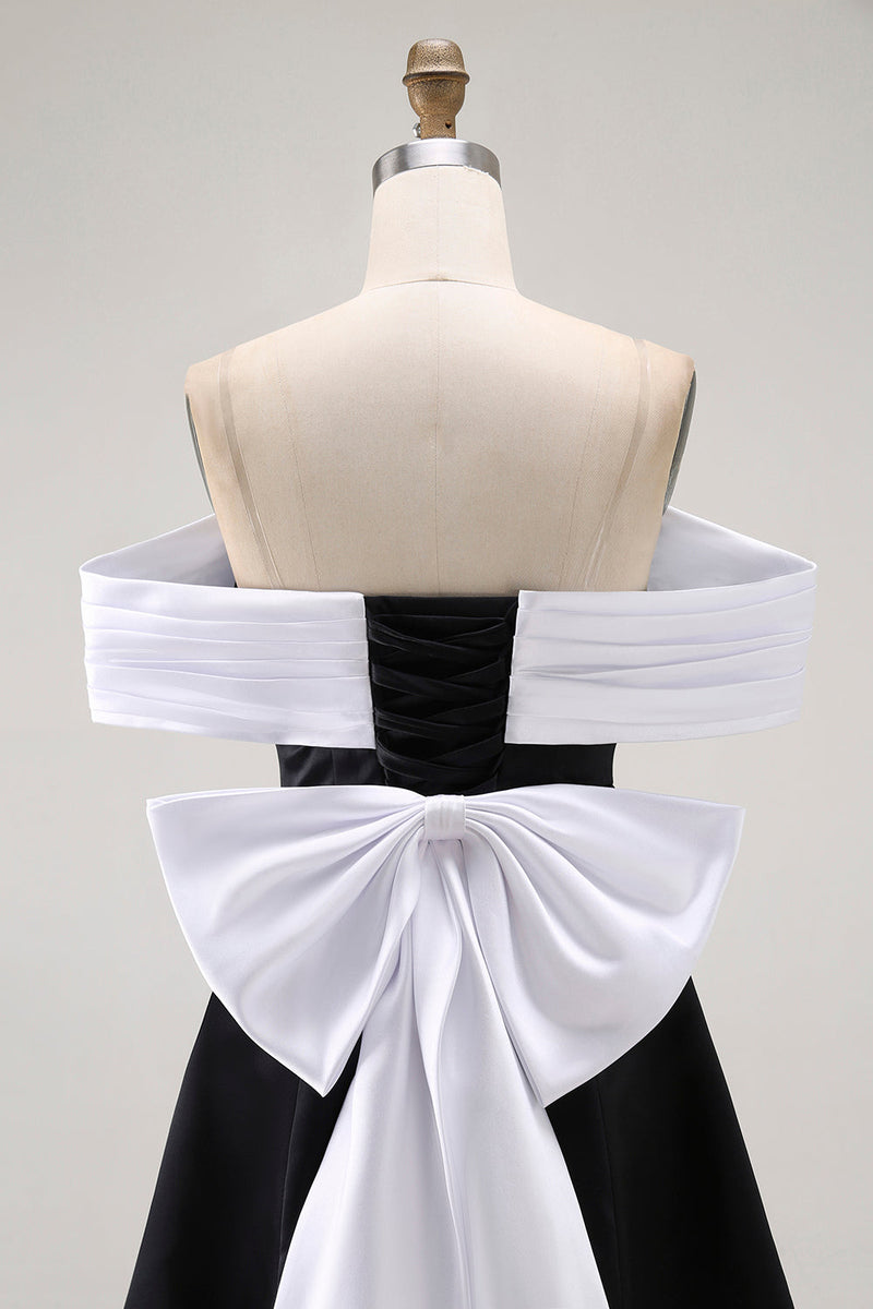 Load image into Gallery viewer, Black A Line Off the Shoulder Short Homecoming Dress with Bow