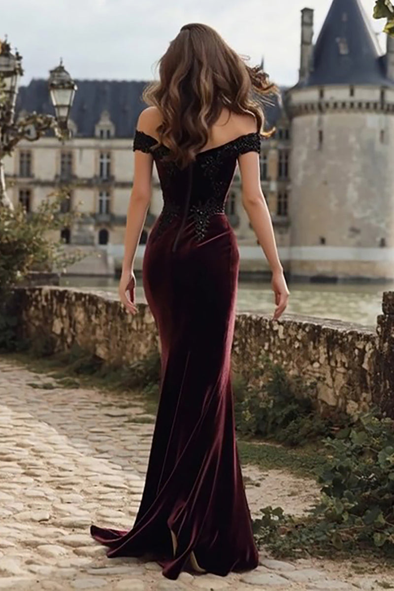 Load image into Gallery viewer, Burgundy Appliqued Mermaid Velvet Long Holiday Party Dress with Slit