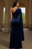 Load image into Gallery viewer, Dark Green Velvet Sheath One Shoulder Long Holiday Party Dress with Slit