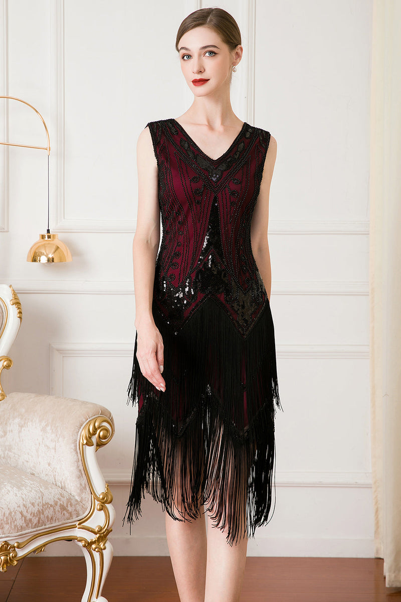 Load image into Gallery viewer, Sparkly Black and Gold V-Neck Sequins 1920s Dress with Fringes