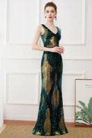 Load image into Gallery viewer, Sparkly Flapper Dress Dark Green Sequins Sheath Long 1920s Dress