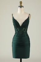 Load image into Gallery viewer, Dark Green Spaghetti Straps Tight Short Homecoming Dress with Beading