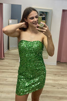 Load image into Gallery viewer, Sparkly Green Strapless Bodycon Homecoming Dress with Sequins