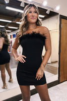 Load image into Gallery viewer, Bodycon Black Strapless Satin Short Homecoming Dress with Feathers