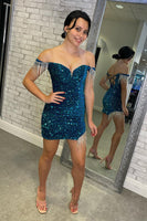 Load image into Gallery viewer, Sparkly Green Off The Shoulder Fringed Homecoming Dress with Sequins