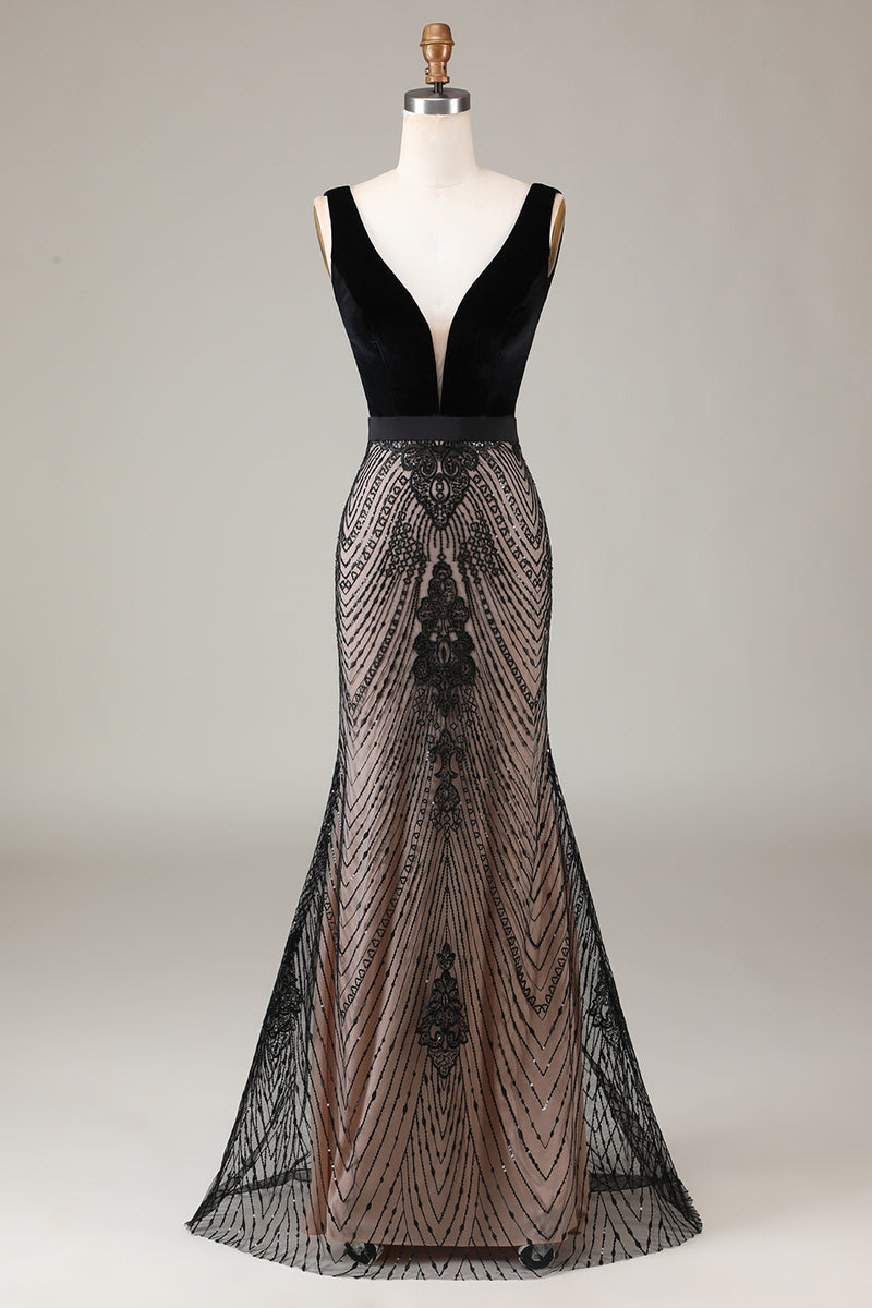 Load image into Gallery viewer, Queendancer Women Sparkly Black Long Prom Dress Beaded V-Neck Backless Mermaid Formal Dress With Appliques