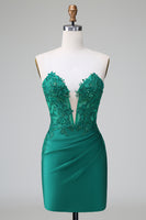 Load image into Gallery viewer, Dark Green Strapless Bodycon Satin Homecoming Dress mit Appliques