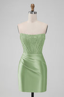 Load image into Gallery viewer, Red Bateau Neck Strapsless Corset Ruched Homecoming Dress