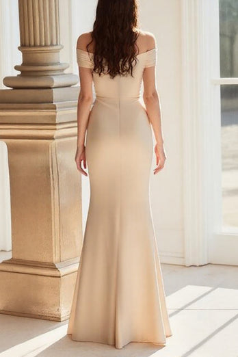 Elegant Champagne Mermaid Off The Shoulder Mother of the Bride Dress with Lace