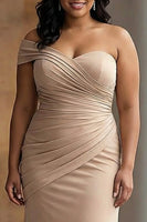 Load image into Gallery viewer, Light Khaki Plus Size Sheath One Shoulder Ruched Gala Dress