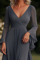 Load image into Gallery viewer, Dark Grey A Line Ruched Long Chiffon Mother of the Bride Dress with Slit