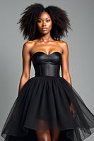 Load image into Gallery viewer, Black A Line Tulle Strapless Asymmetrical Corset Prom Dress with Ruffles
