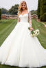 Load image into Gallery viewer, Ivory Organza Ball Gown Sweetheart Sweep Train Wedding Dress