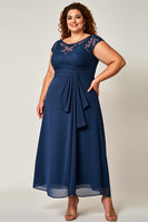 Load image into Gallery viewer, Navy Plus Size Chiffon Illusion Mother of the Bride Dress with Appliques