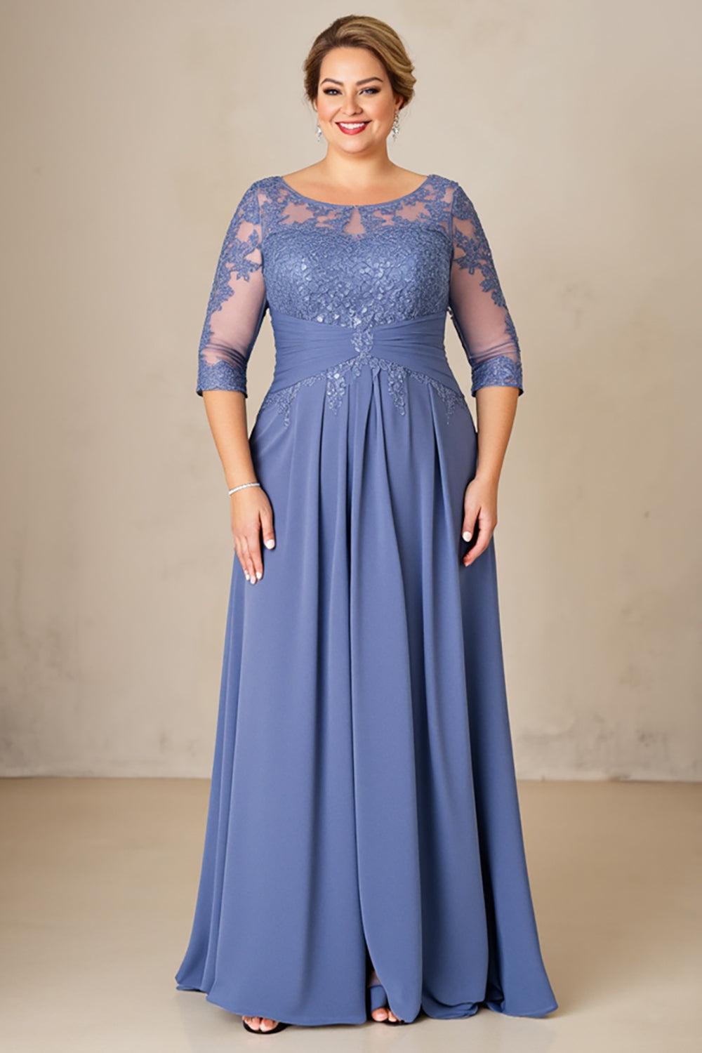 Dusty Blue Plus Size Blue Mother of the Bride Dress with Lace Appliques