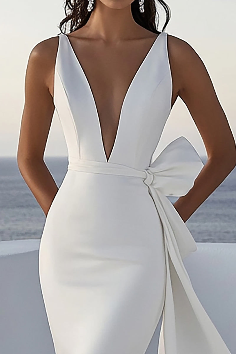 Load image into Gallery viewer, Ivory Satin V Neck Sweep Train Mermaid Boho Wedding Dress