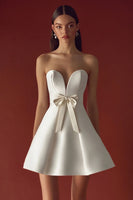 Load image into Gallery viewer, A Line Strapless V-Neck Little White Dress with Bow