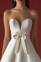 Load image into Gallery viewer, A Line Strapless V-Neck Little White Dress with Bow