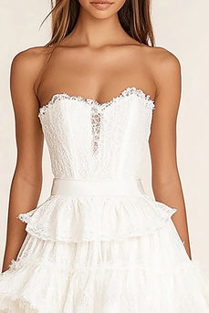 White Lace Sweetheart Short A Line Graduation Dress with Ruffles