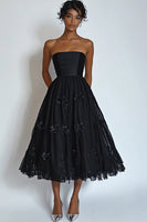 Load image into Gallery viewer, Black Floral Strapless Midi A Line Formal Dress with Lace
