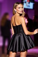 Load image into Gallery viewer, Sparkly Black Corset Strapless Short Sequin Homecoming Dress