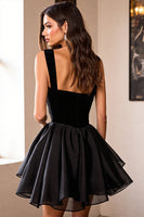 Load image into Gallery viewer, Sparkly Black A Line Sweetheart Short Satin Homecoming Dress