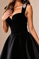 Load image into Gallery viewer, Sparkly Black A Line Sweetheart Short Satin Homecoming Dress