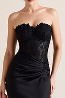 Load image into Gallery viewer, Black Strapless Appliqued Sheath Long Formal Dress with Slit