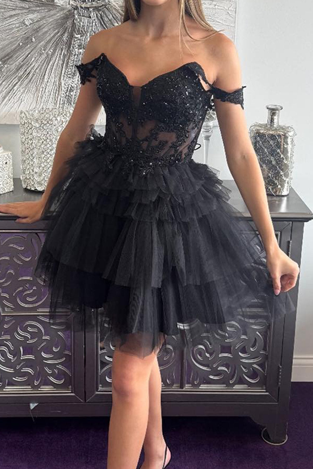 Black A Line Tulle Tiered Short Corset Homecoming Dress