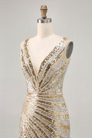 Load image into Gallery viewer, Sparkly Golden Beaded V-Neck Short Tight Homecoming Dress