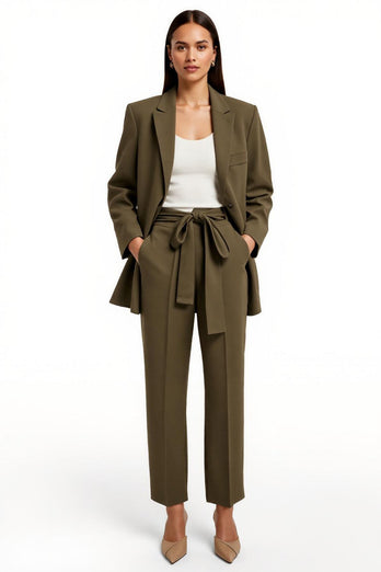 Arm Green Peak Lapel  Satin 2 Piece Business Suits with Pockets